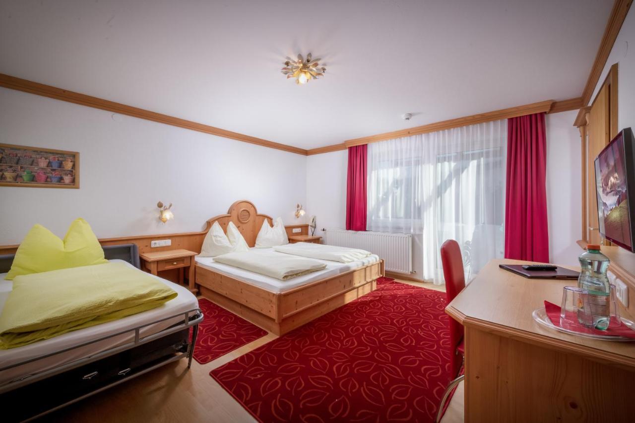 Familienhotel Central Sankt Johann in Tirol Ngoại thất bức ảnh