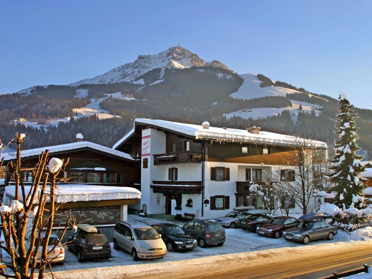 Familienhotel Central Sankt Johann in Tirol Ngoại thất bức ảnh