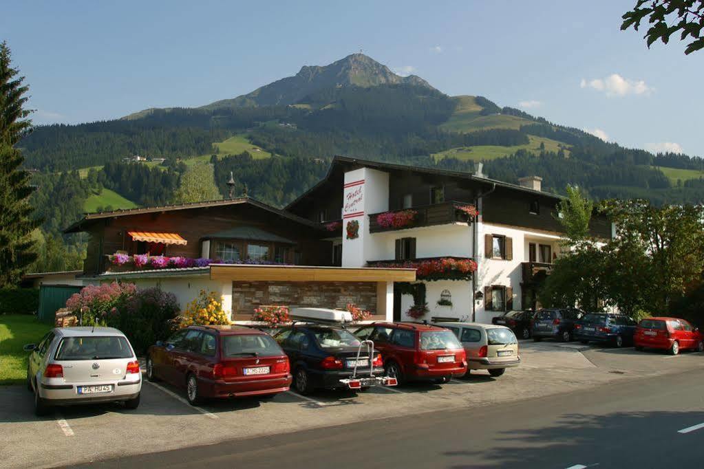 Familienhotel Central Sankt Johann in Tirol Ngoại thất bức ảnh