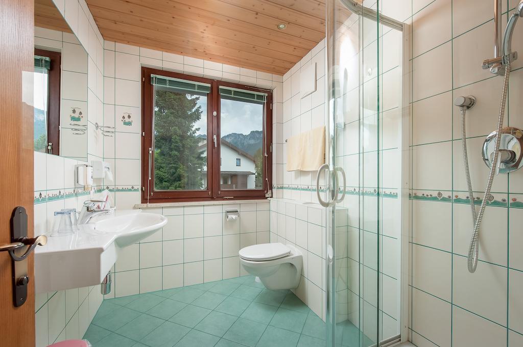 Familienhotel Central Sankt Johann in Tirol Phòng bức ảnh